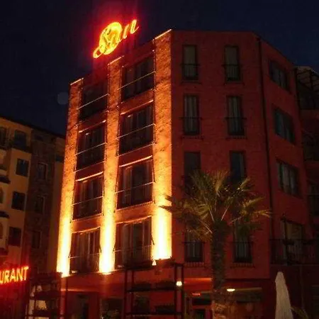 Hotel Sun City 3*